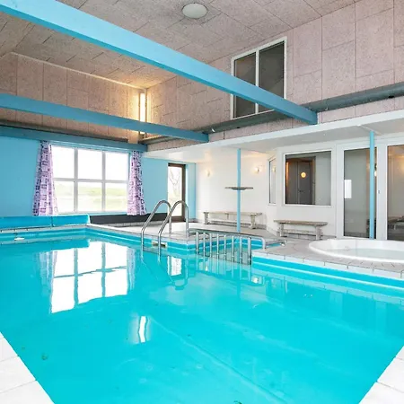 14 Person In Logstor-by Traum بيت للعطل *