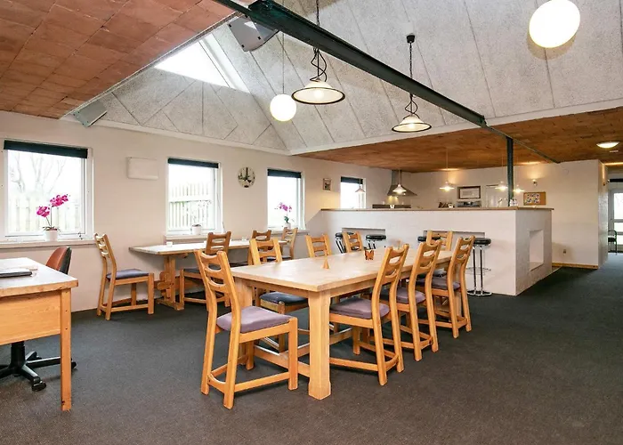 14 Person In Logstor-by Traum Løgstør