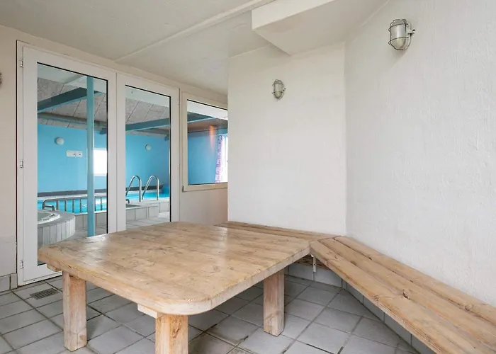 Nyaraló 14 Person In Logstor-by Traum